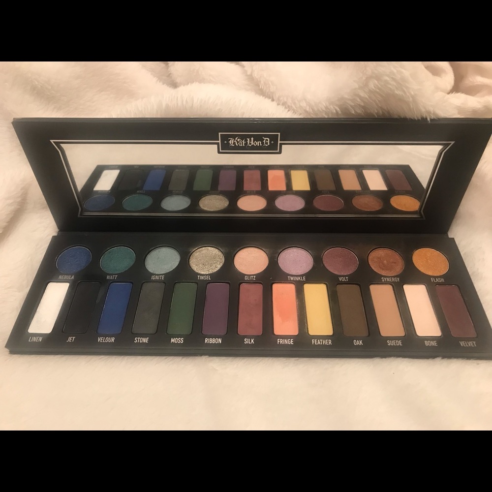 Kat Von D Metal Mattes Palette LIMITED EDITION